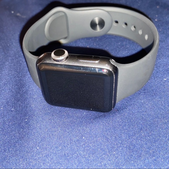 Apple Watch - Picture 4 of 4
